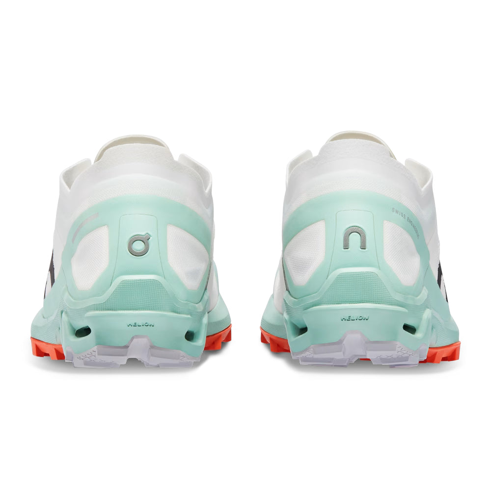 On Running Womens Cloudventure Peak 3.0 Sneaker